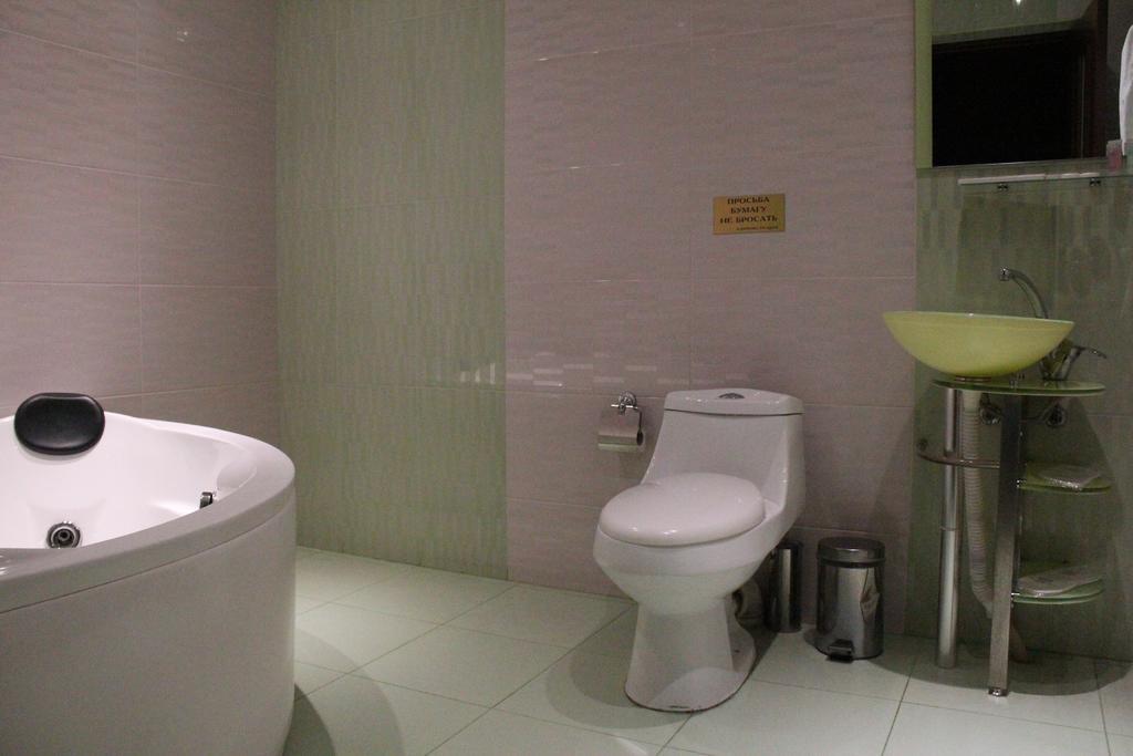 Sochi Plaza Hotel Ereván Habitación foto