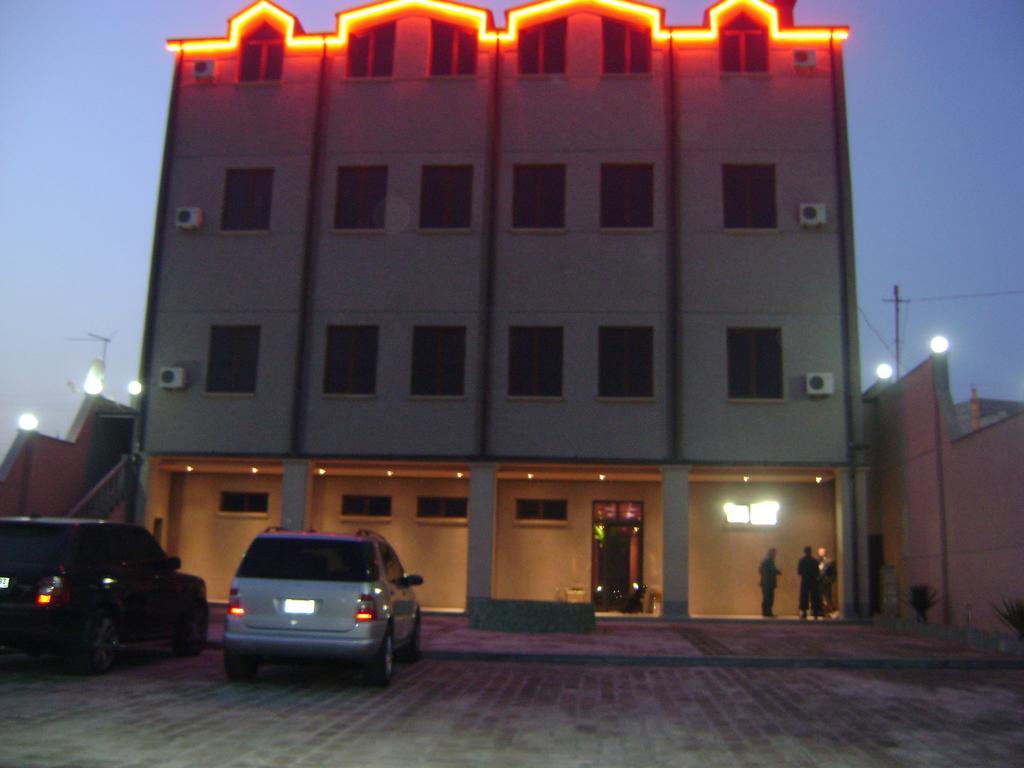 Sochi Plaza Hotel Ereván Exterior foto