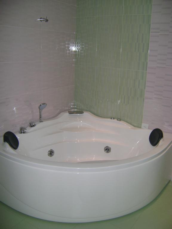 Sochi Plaza Hotel Ereván Habitación foto